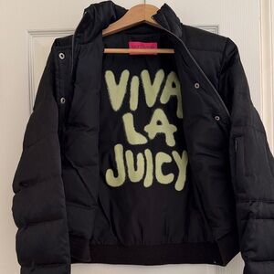 💗💗💗JUICY COUTURE BLACK PUFFER JACKET WITH JUICY HEARTS ON BACK